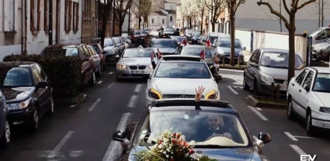 Düğün, asker uğurlama, sünnet vs. amacıyla konvoy oluşturup korna çalmak hakkında ne düşünüyorsunuz?