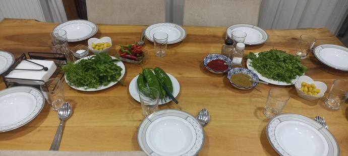 Misafirlikteki sofra nasıl görünüyor?