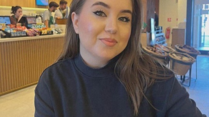 Flörtümle uzak mesafeyiz foto attık geç yazmaya başladı?