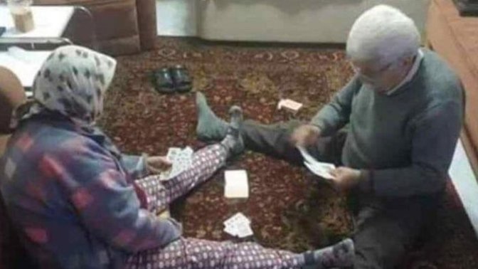 Sevgilinle evde tek başına kalsan ne yaparsın?