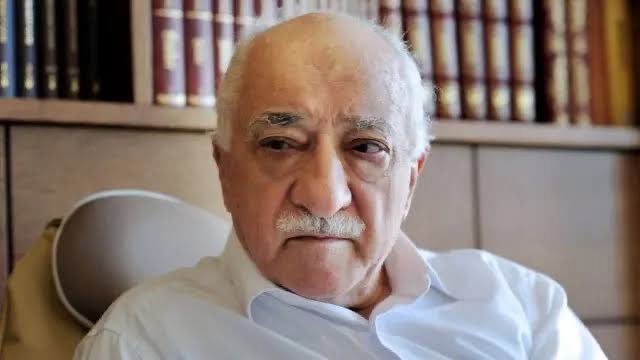 Fetullah gülen ölmüş, nasıl bilirdiniz?
