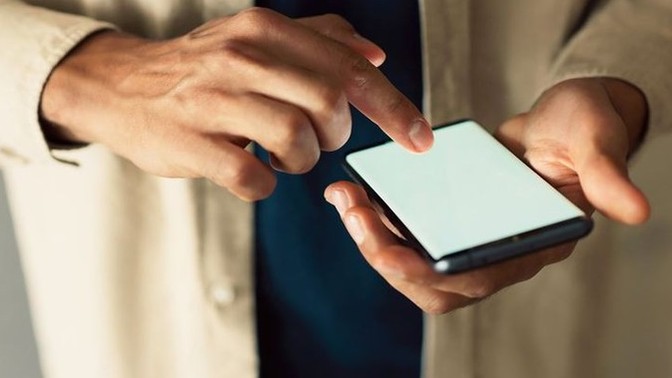 Vefat eden birinin yakınları telefonlara neden cevap vermez?