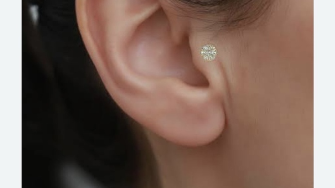 Tragus piercing kullanan var mı?