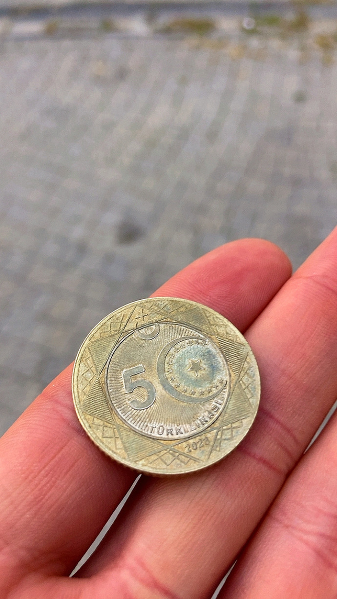 Madeni 5 TL gördünüz mü 🤔?