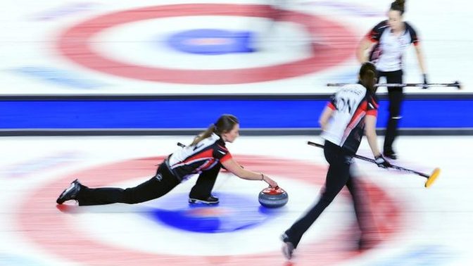 Curling sporunu denediniz mi buz satrancı da denilen curling ilginizi çekebilecek bir spor mu sizce?