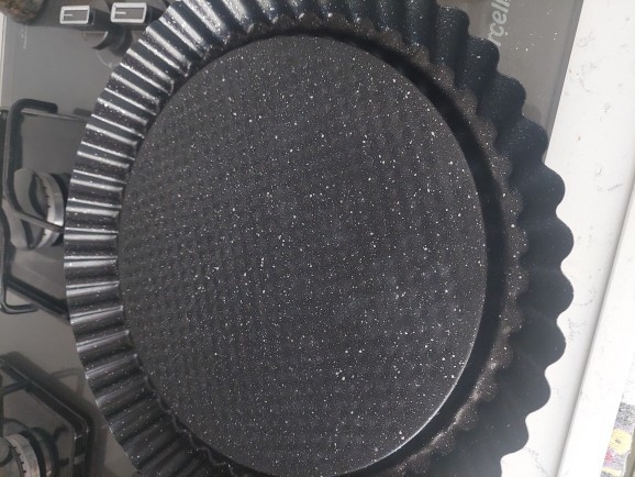 Bu tepside tart yaptınız mı?