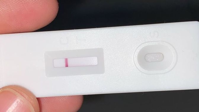 İlişimin üstünden 26 hafta geçti. birkaç adetim düzensiz oldu ama stresten galiba.26 haftalık gebe olsaydım bu test böylemi olurdu?
