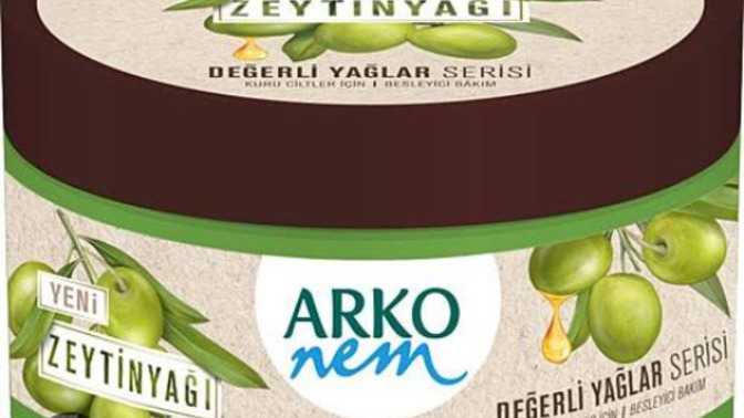 KS'canlar soğuk havada çatlayan eller için birebir etkili arko nem değerli yağlar serisi öneriyorum. Peki ya siz🖐️💚?