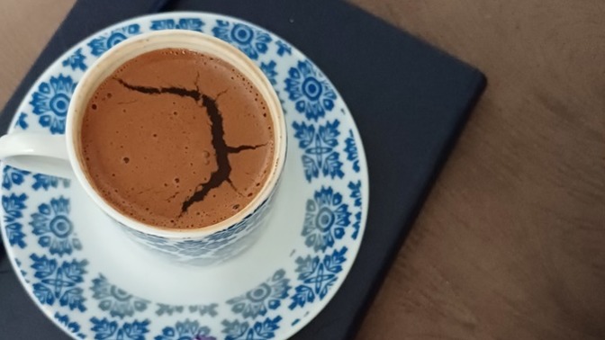Günün yoklaması alınıyor✨️Kahvesini an itibariyle yudumlayan kaç kişiyiz?