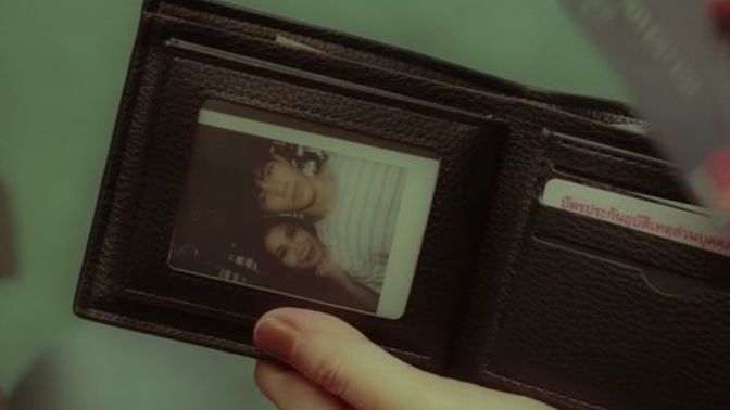Cüzdanında fotoğrafını taşıdığın biri var mı?