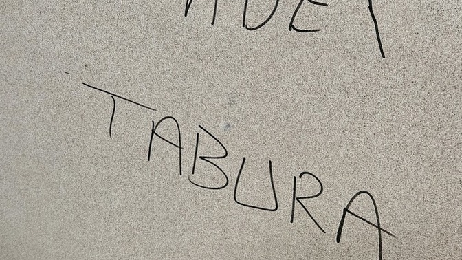 Yazdığınızı okuyabiliyor musunuz, doktor reçetesi gibi yazanlardanmisiniz? Aşağıdaki görseldeki gibi alakasız şeyler yazar mısın?