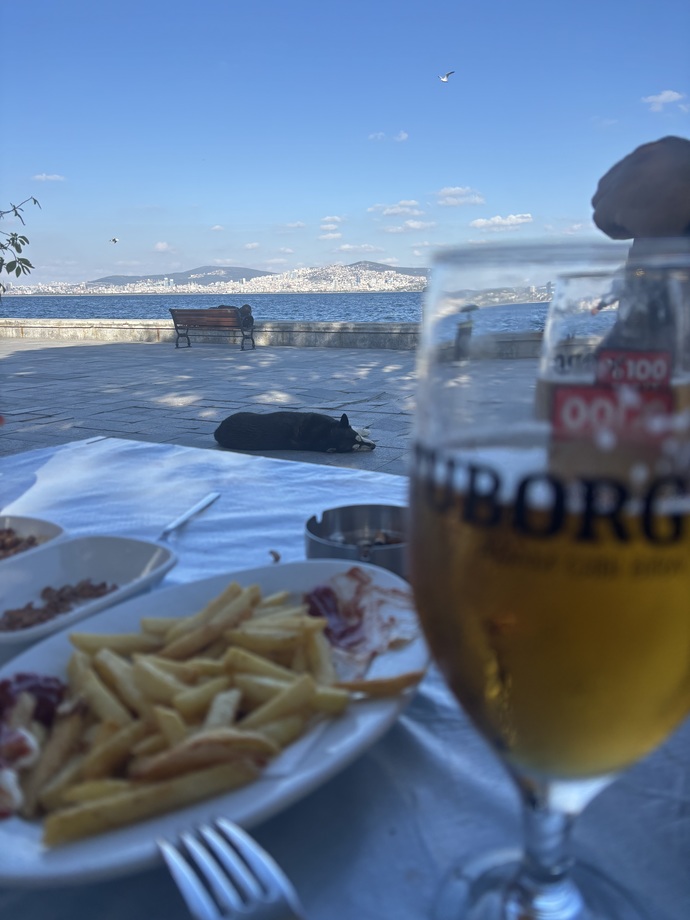 Şu manzarada, seninle.. Dediğiniz üye var mı?