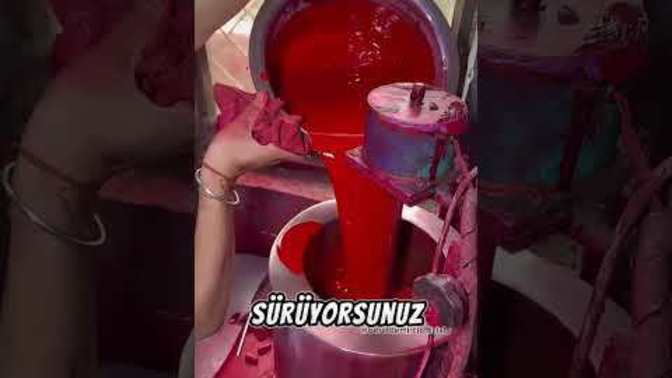 Ruj yapımı böyleymiş kullanıyor musunuz sizde?