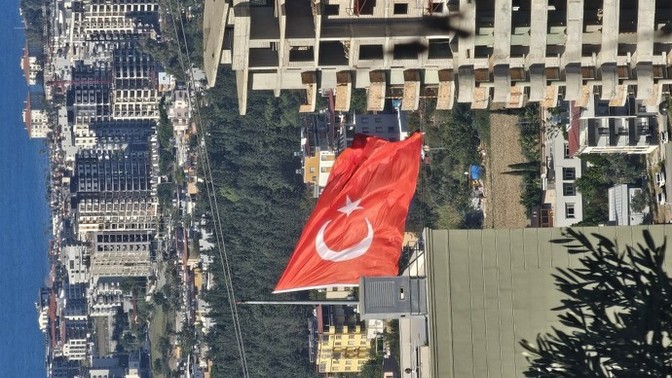 Bu inşaattan atlayan birinin ölme ihtimali yüzde kaç?