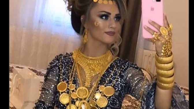 Kadınların altın takma merakının sebebi nedir?