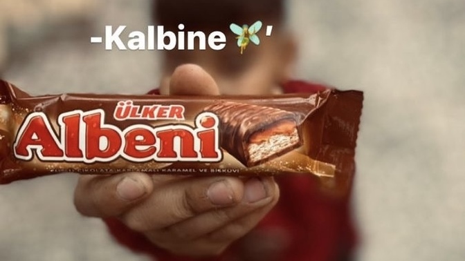 Gud mormik gençler? Sabah şekeri niyetine kime çikolata ikram edersin?