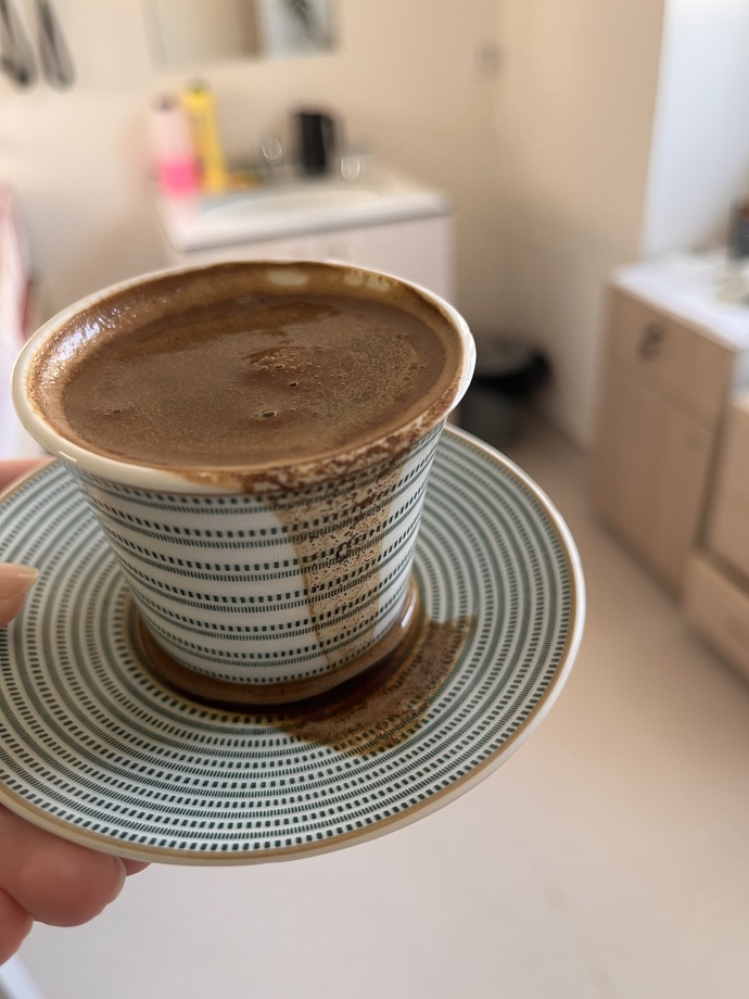 Kısmetim mi taşmış, dümdüz sakar mıyım?