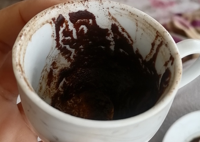 Kahve falında neler var var bakar mısın?