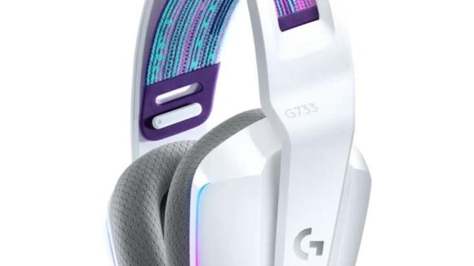 Logitech G733 mü, SteelSeries Arctis 7P+ mi?