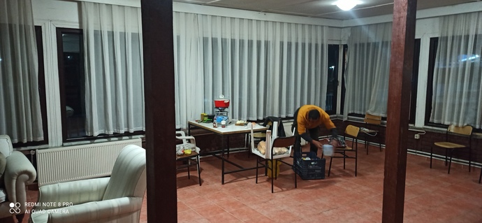 Deniz , güneş , plaj dan sonra  Ankara  ayazı çarptı. Eskişehir soğuğunda yemek hazırlıyoruz. Senin günün nasıldı?