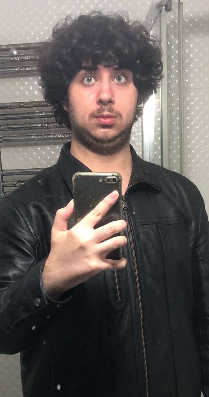Bu uzun saç sayılıyor mu bilmiyorum ama şu an saçlarım böyle 