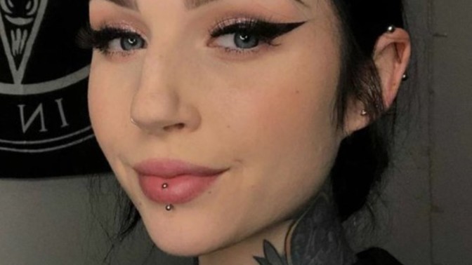 Kadınlara dudak piercingi yakışıyor mu?