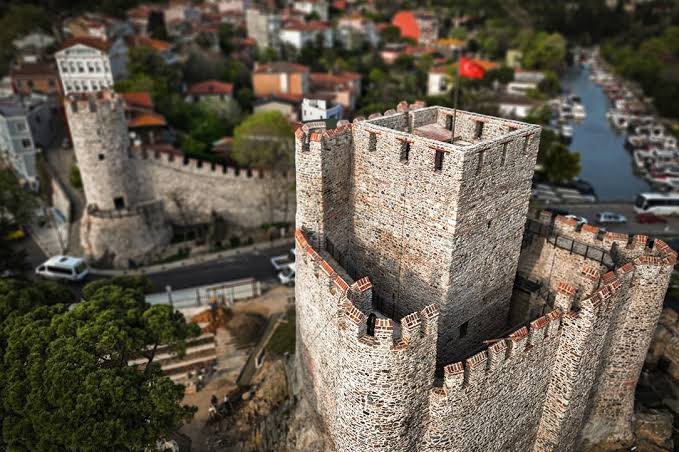 29 Ekim Cumhuriyet Bayramı’nda 30 İBB Müzesini ücretsiz ziyaret edebilirsiniz ben gitmeyi düşünüyorum siz gidecek misiniz?