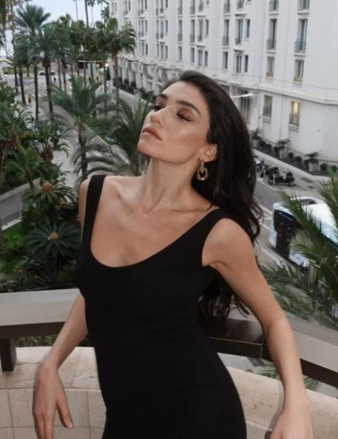 Hazar Ergüçlü Cannesda paylaştığı karelere beğeni yağdı! Sence nasıl?
