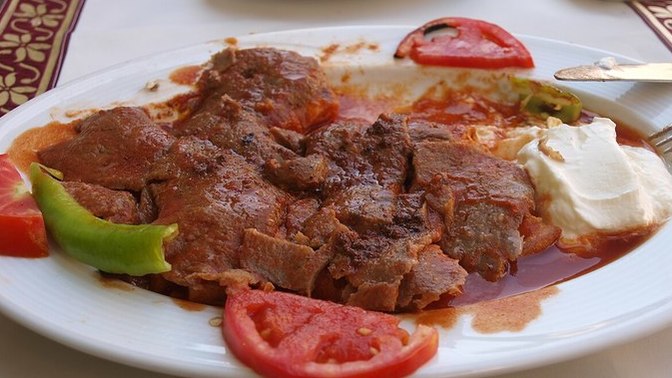 İskender evde hazırlasam mı uygun olur, yoksa dışarıdan mı yesem?