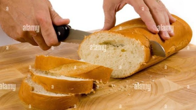 Ekmeği bölerek mi yersiniz, dilimleyerek mi?