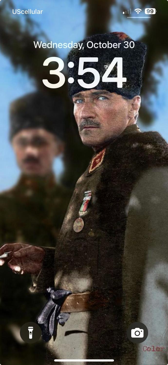 Hadi duvar kâğıtlarımızı paylaşalımm! Şu an duvar kağıdı olarak ne kullanıyorsunuz?