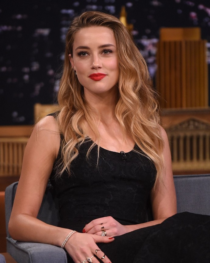 Amber Heard sizce güzel mi?