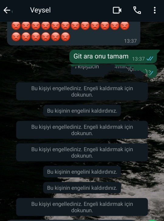Whatsappta engellediğiniz biri var mı?