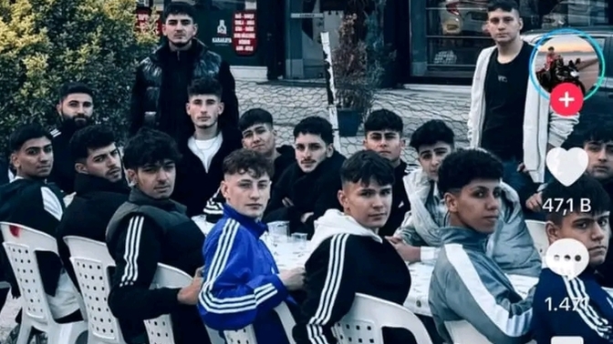 Şu erkeklerin tarzı çok iyi değil mi yaa?