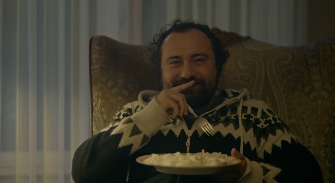 Pilavı kaşıkla yemek köylülük müdür? 🙄 Pilavı neyle yiyorsunuz?