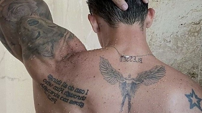 Sizce, karşı cinste dövme en çok nereye yakışıyor?
