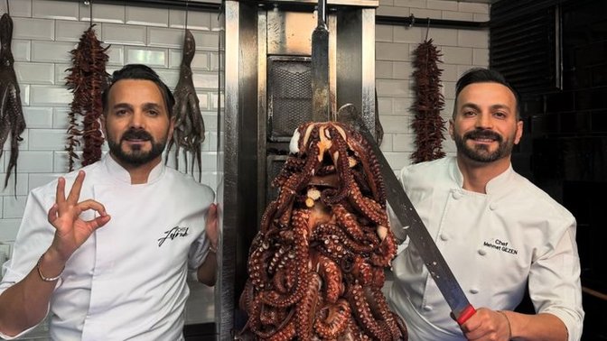 Ahtapot döner yer misiniz?