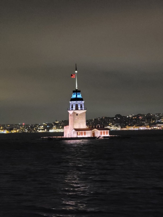 Seninle aşkımız eski bir roman mı?