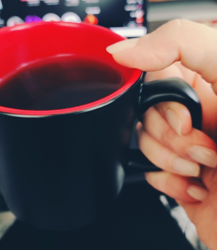 Kahve kadar hatırı olan birileri var mı hayatında?