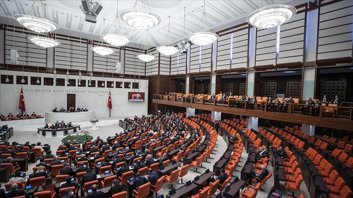 Kanun koyucu olsaydın ilk koyacağın kanun ne olurdu?