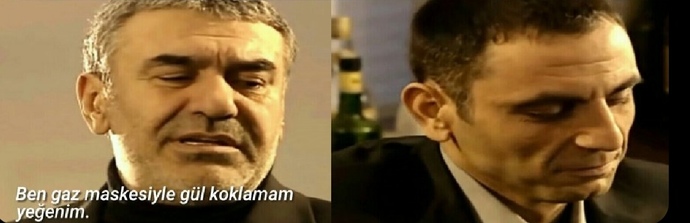 Gaz maskesiyle gül koklar mısınız?