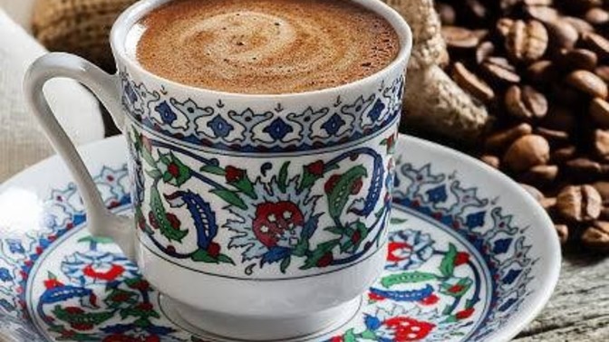 Kahveyi mi daha çok seversiniz falını mı?