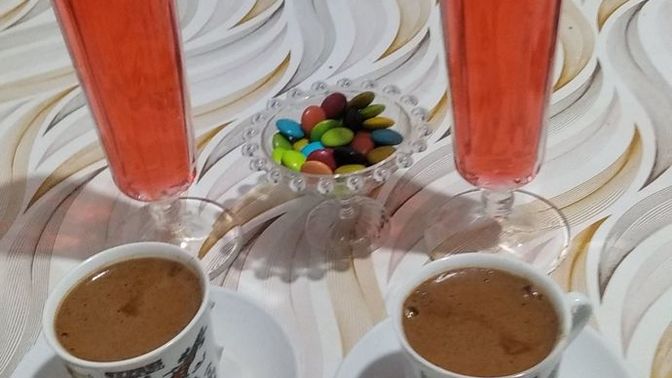 Sıradaki kahvemizi kimin hatrı için içelim peki?