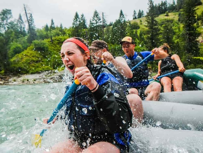 Beyaz Su Raftingi/White Water Rafting denediniz mi, o mücadele esnasında aklınızdan neler geçer?