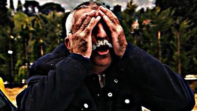 Erotik film sahnelerinde gözünüzü kapatır mısınız?