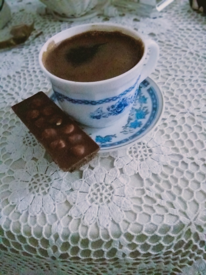 Akşam kahvesine ne eşlik ediyor sizlerde?