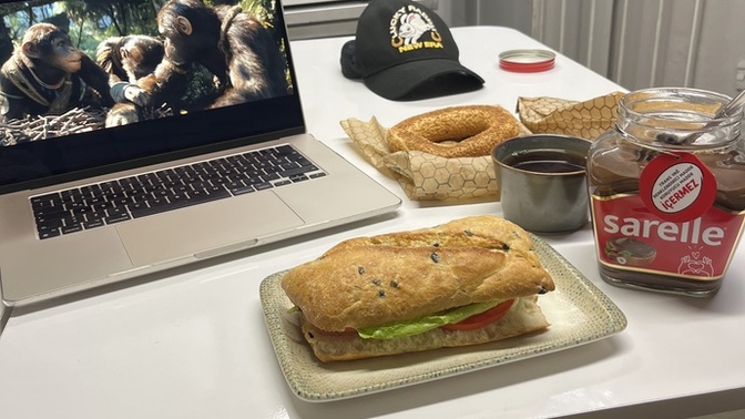 Çikolata ve simit ikilisi çok iyi değil mi sizce?