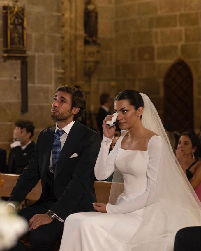 Taziyeden çıkıp düğüne gider misiniz?