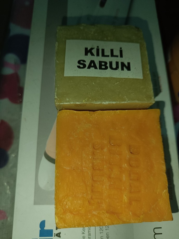 Ablam bu sabunları sivilcelerini gidermek icin almis gidermi?