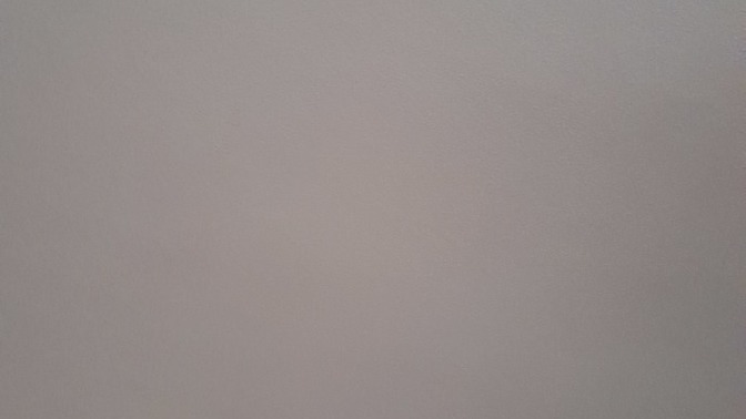 Derdimi insanlara değil duvarlara anlatıyorum en azından onlar nankör değiller siz derdinizi kime anlatıyorsunuz?